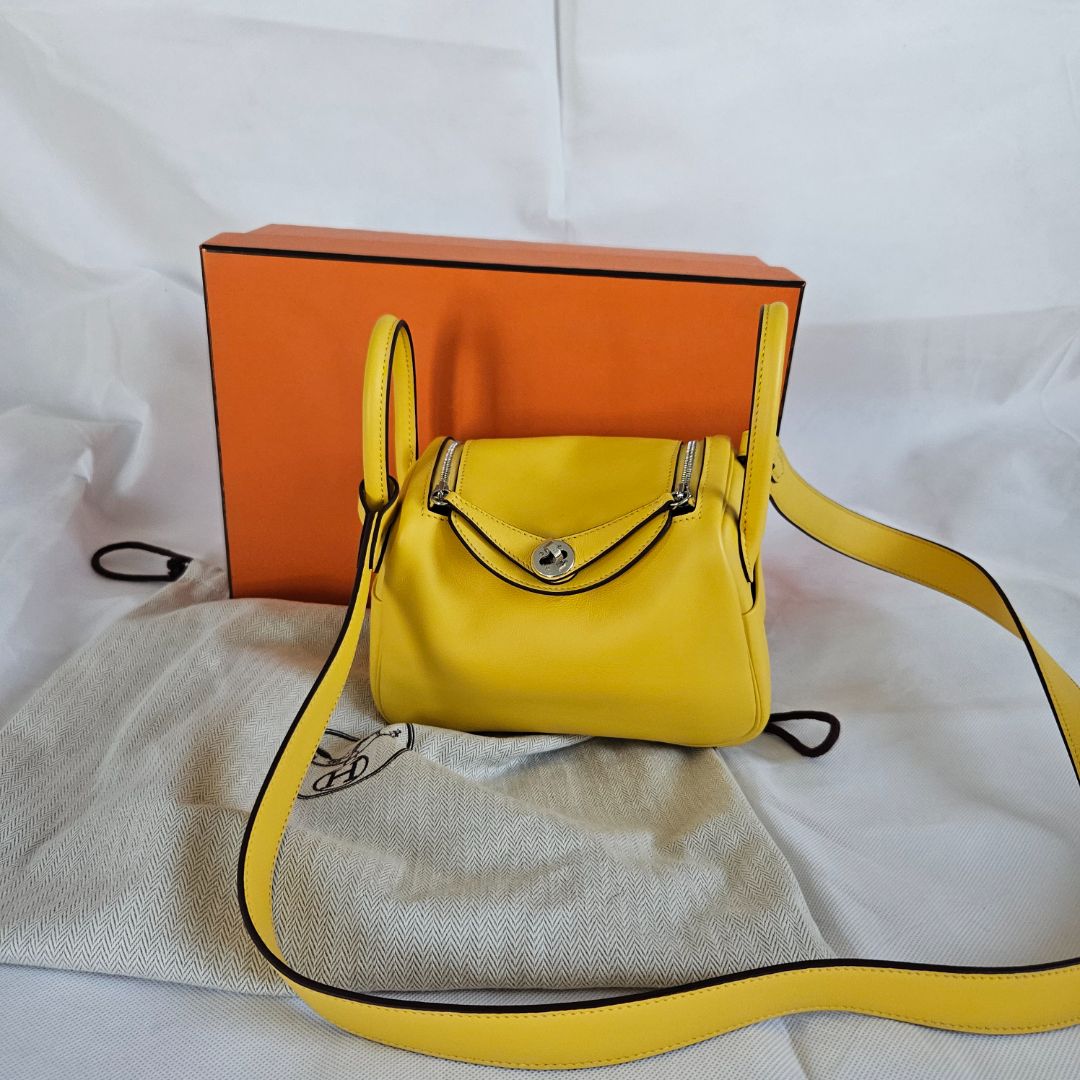 Hermès Mini Lindy Lime Yellow Swift leather bag