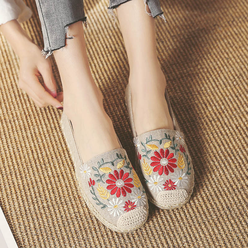 Spring New Straw Linen Shoes Ethnic Style Embroidery Flower Women'S Single Shoes Breathable And Sweat-Absorbing Flat Bottom Shoes