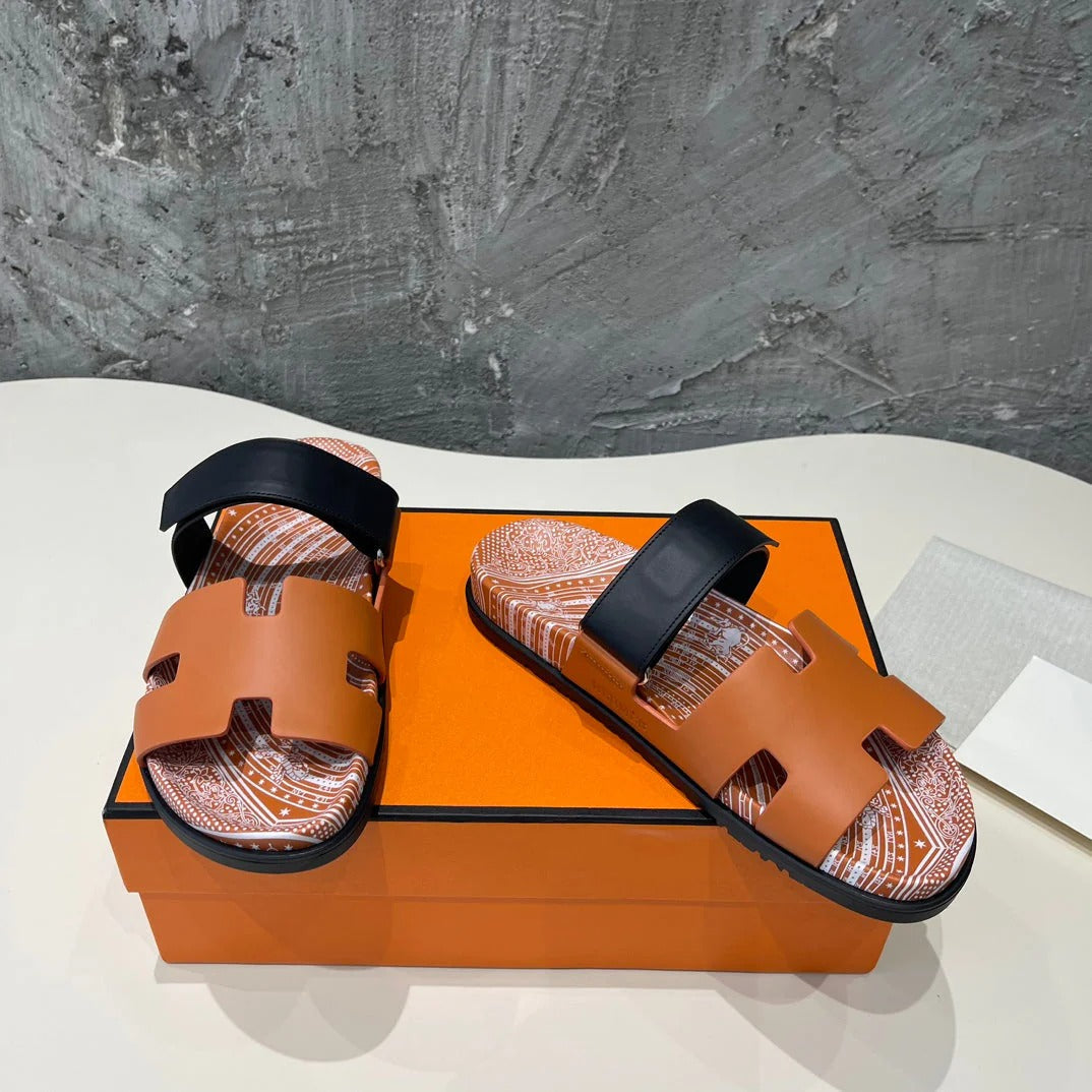 CHYPRE SANDAL GOLD CALFSKIN UNIQUE