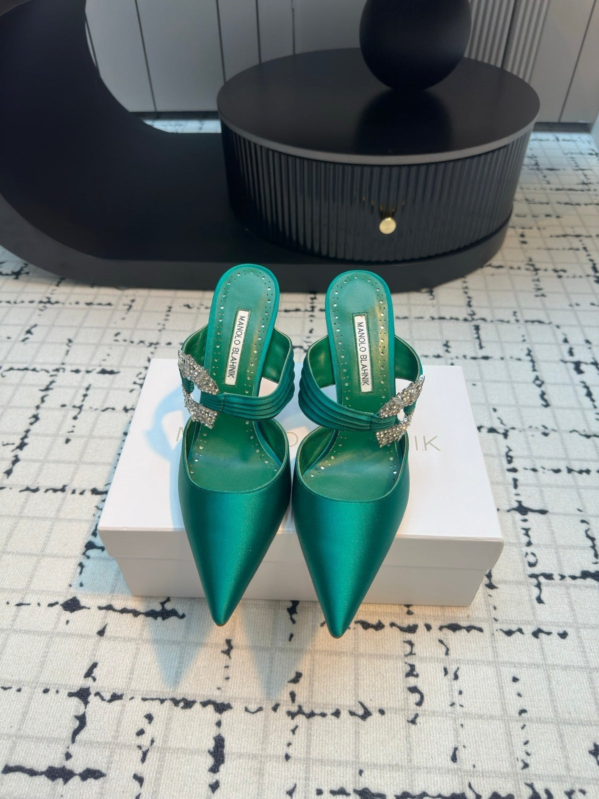 Manolo Satin Maidugura Mules 90mm Green Teal Satin