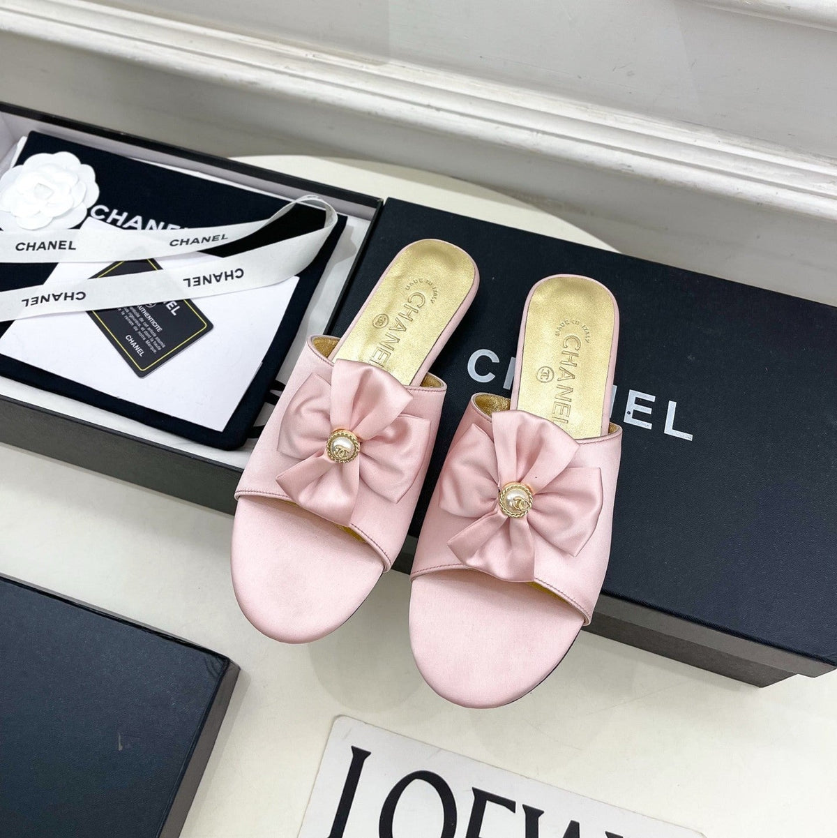 CC 26s Bow Slippers Pink Satin Sheepskin 586899