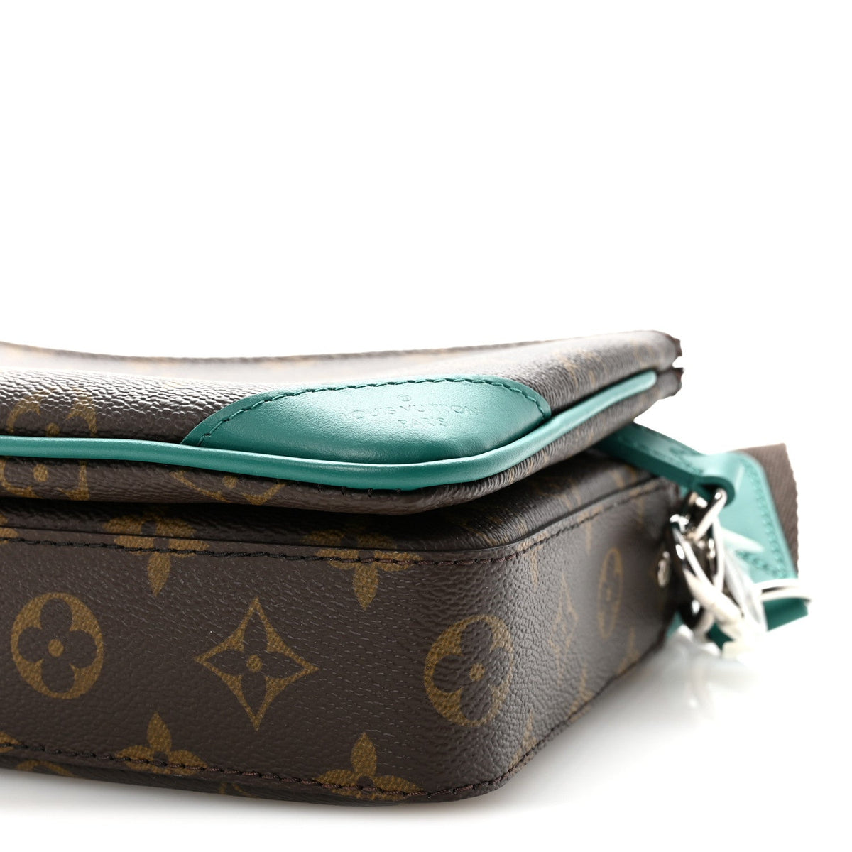 Monogram Macassar Trio Messenger Borneo Green