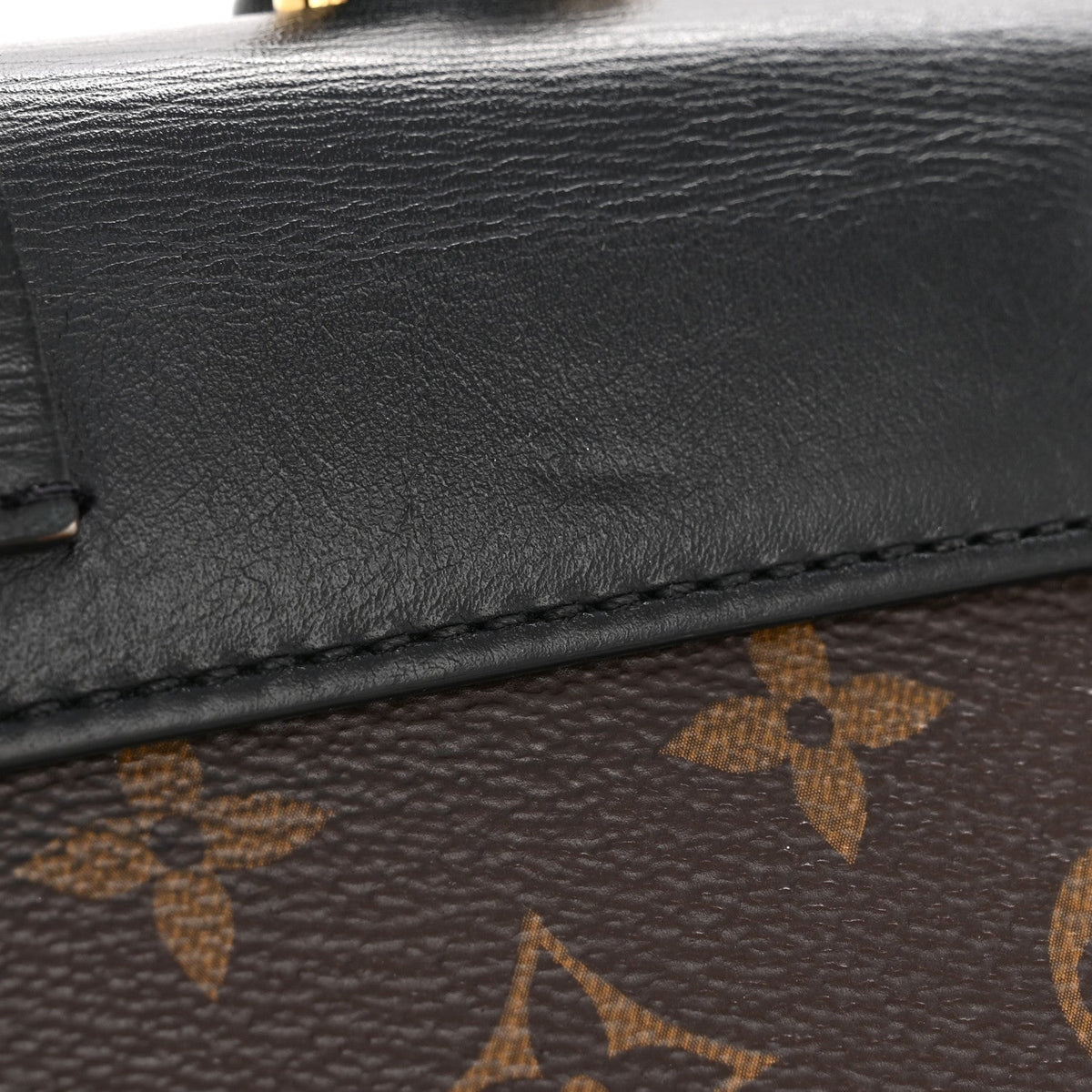 Monogram Locky BB Black