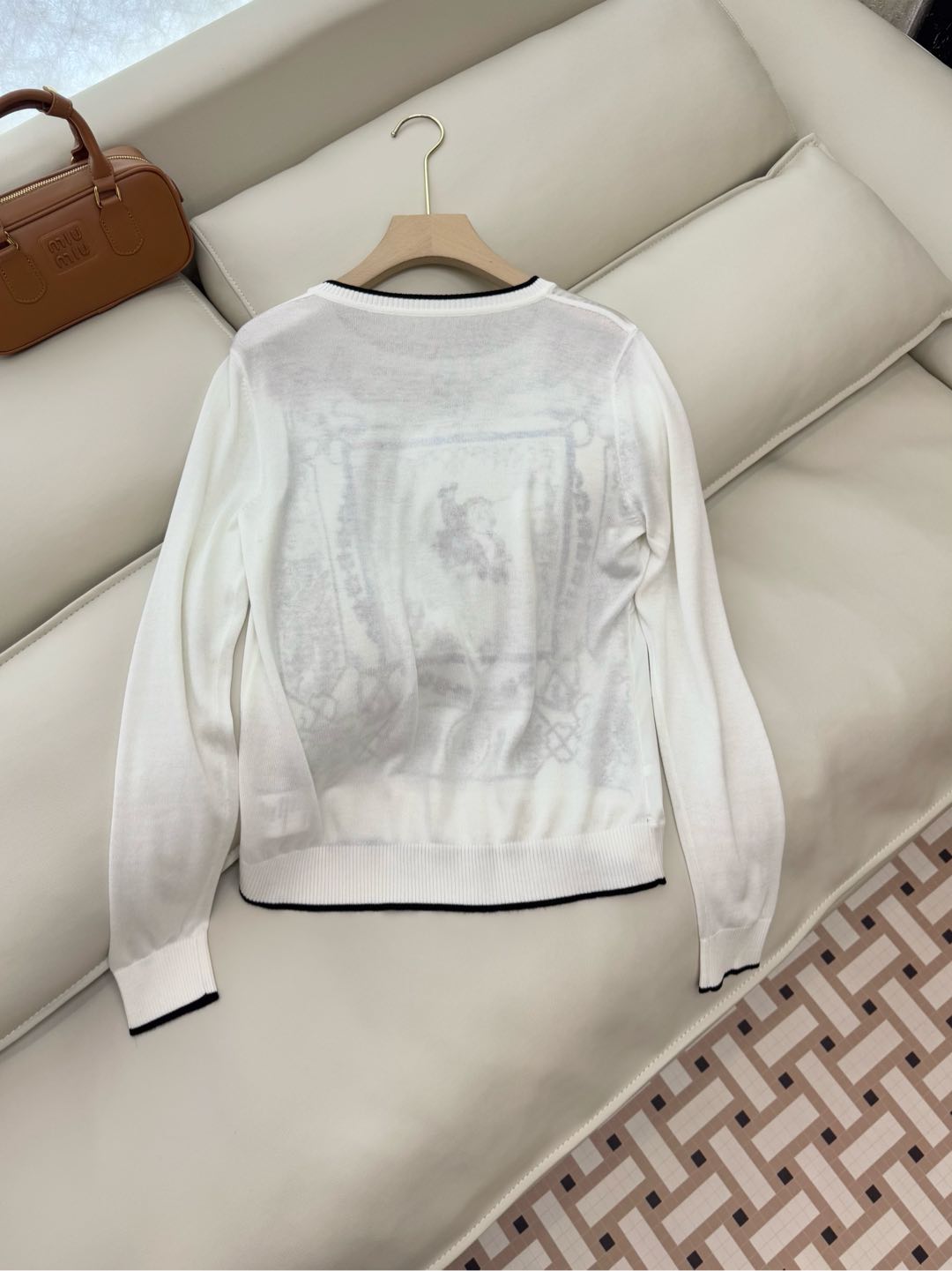 Hm Long Sleeve Knit Sweater White Silk Acrylic