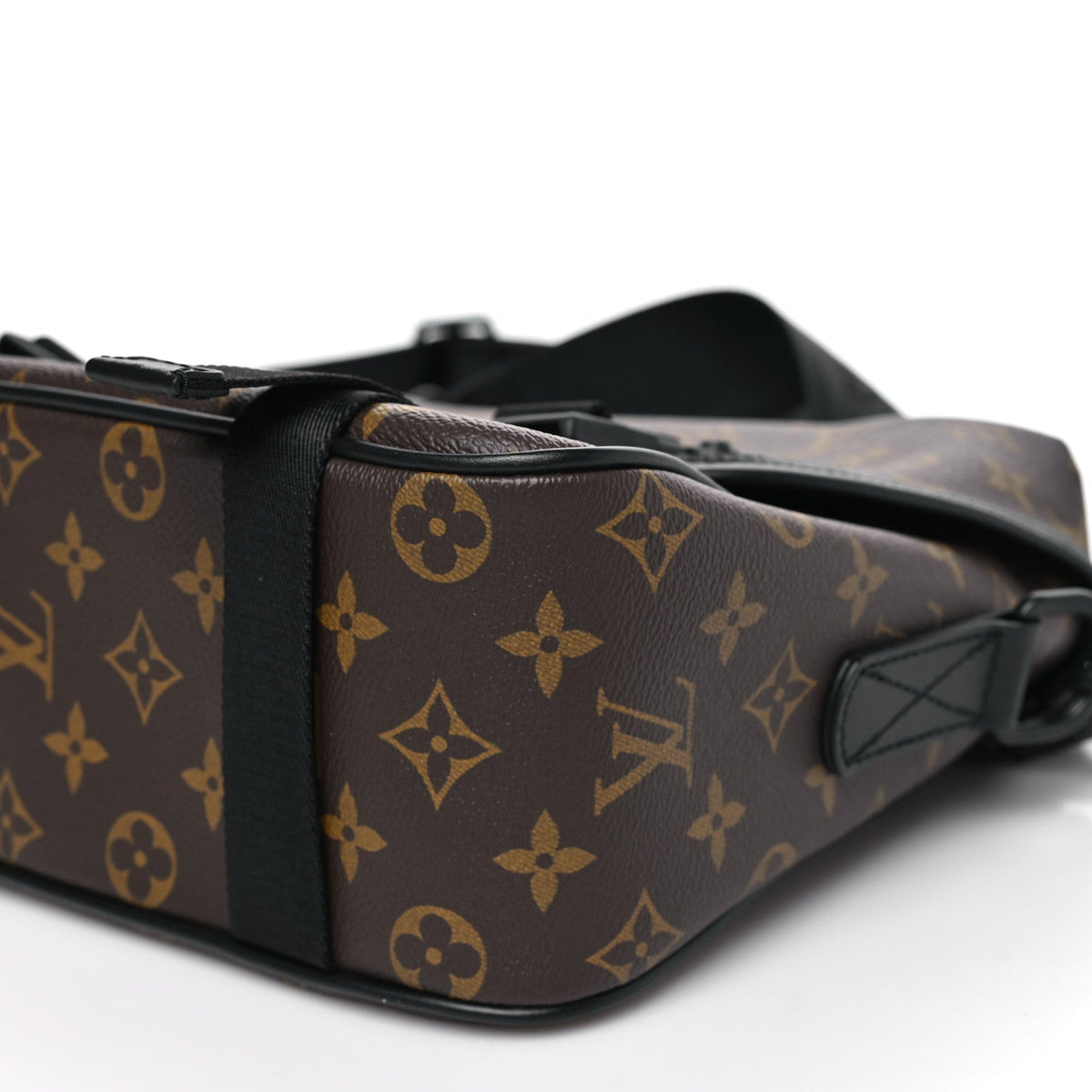 Monogram Macassar LV Trail Messenger