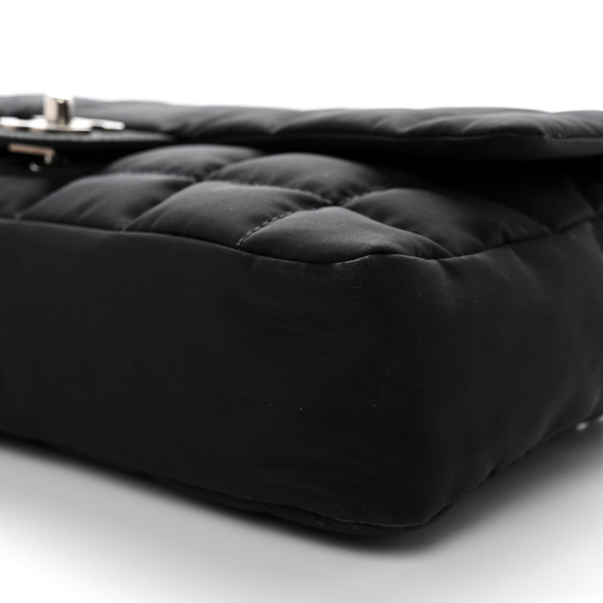 Nylon Square Quilted Flap Black