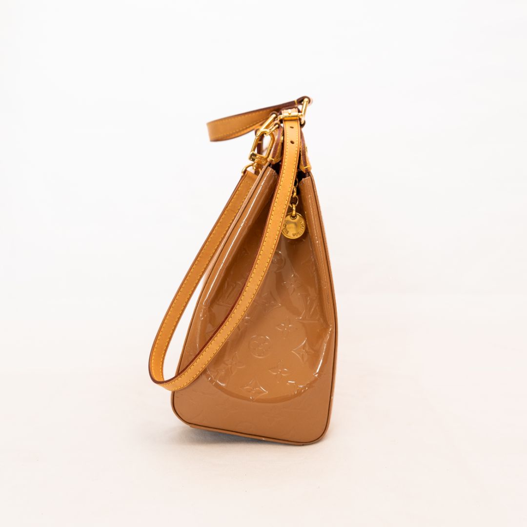 Louis Vuitton Beige Patent Leather GM Brea Bag