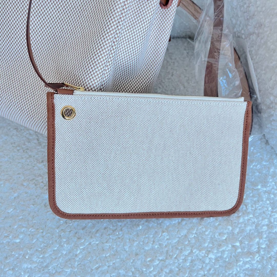 Hermès Herbag Zip 31 Bag In Retourne Viking Canvas With Gold Hardware Ecru-Beige-Fauve