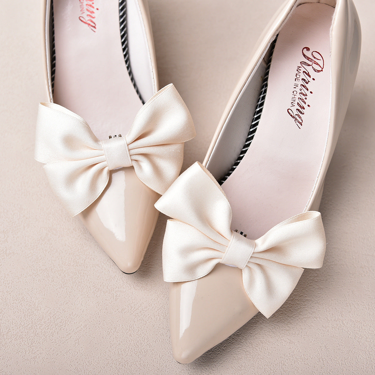 Bridal Wedding Accessories White Bow Shoe Clips Decorative Set