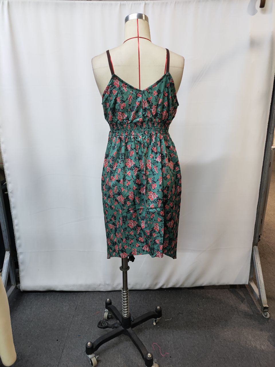 Vintage Western Style V-Neck Floral Mini Dress