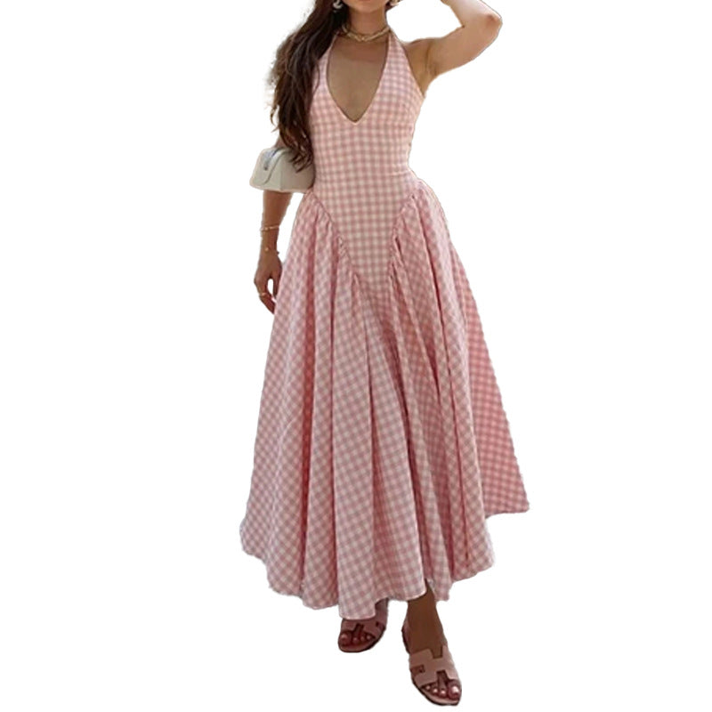 Elegant Midi Pleated Dress With V-Neck And Halter Neck Design