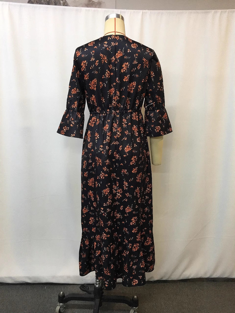 Floral Print V-Neck Midi Dress with Waist Tie