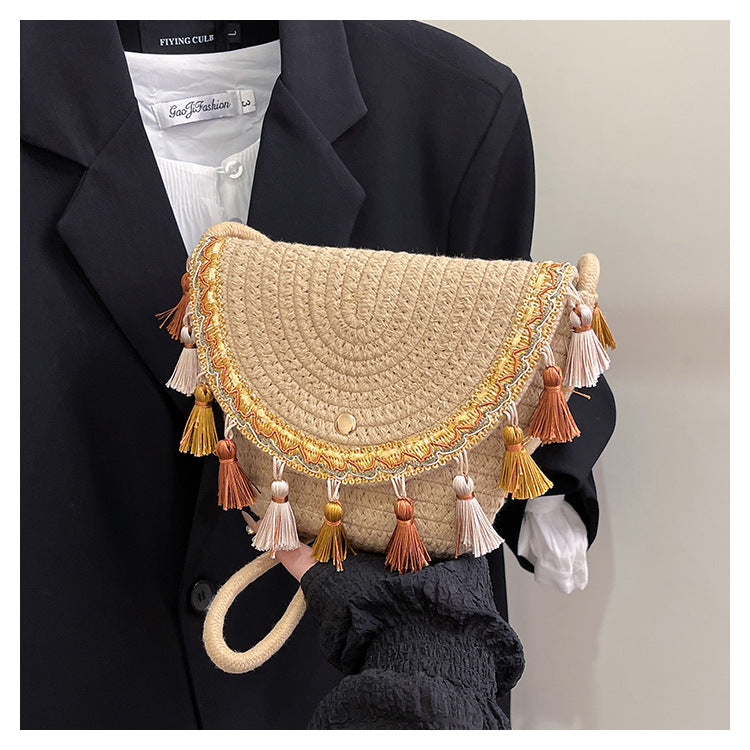 Trendy Woven Beach Bag with Tassels for Casual Use