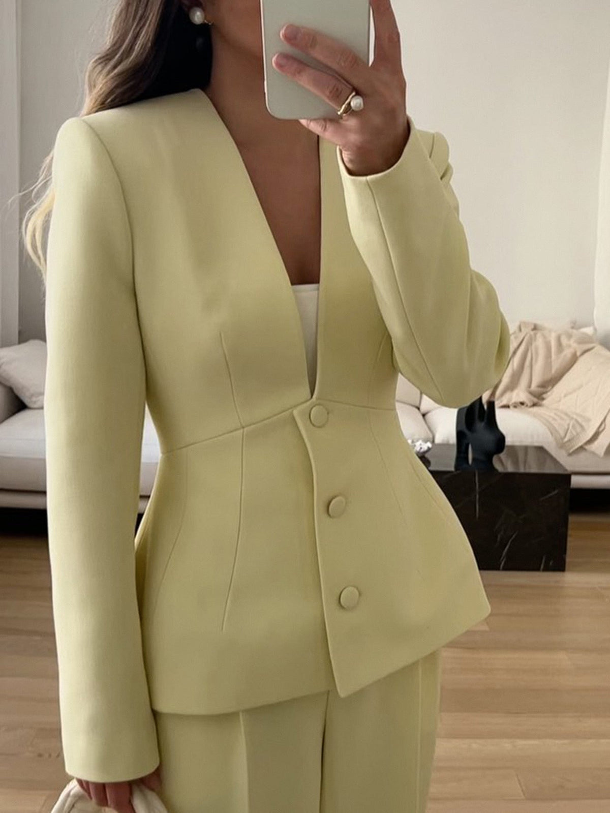 Elegant Long Sleeve Blazer for Women in Solid Colors