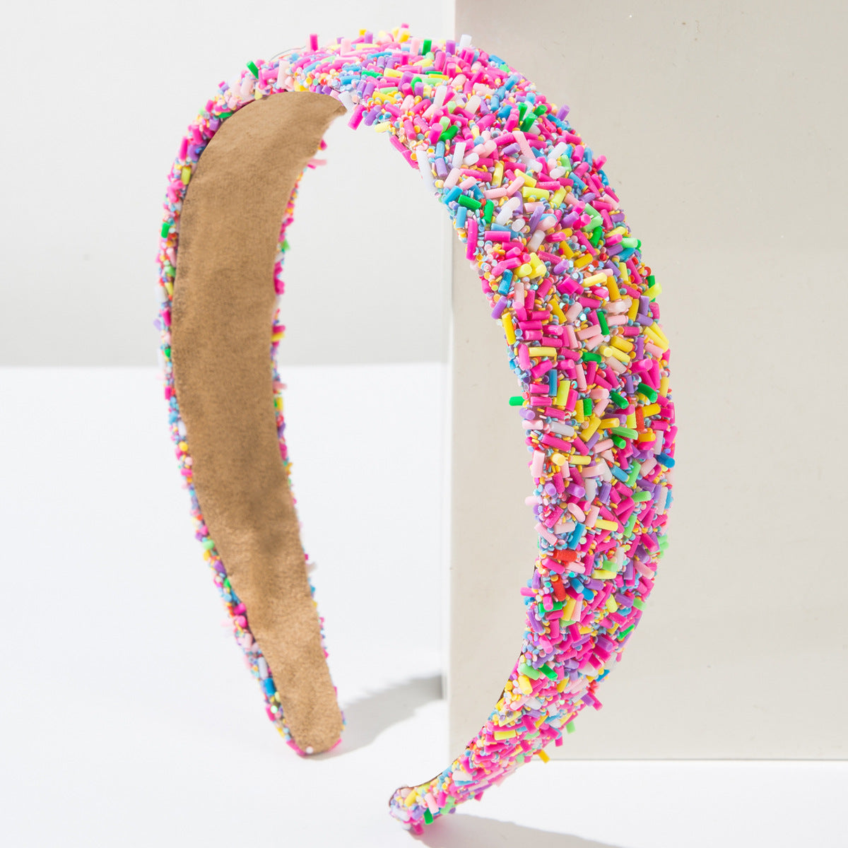 Fashionable Wide Headband with Geometric Design for Women