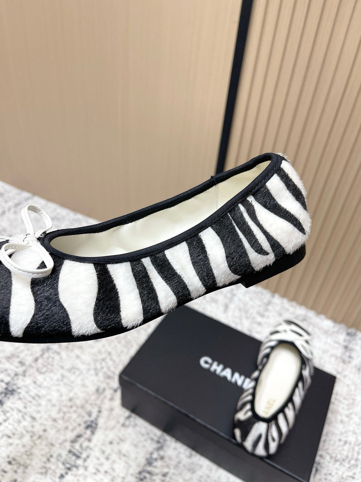 Chanel 26 Tiger Print White Black Ballet Flat in Sheepskin Wool 591376