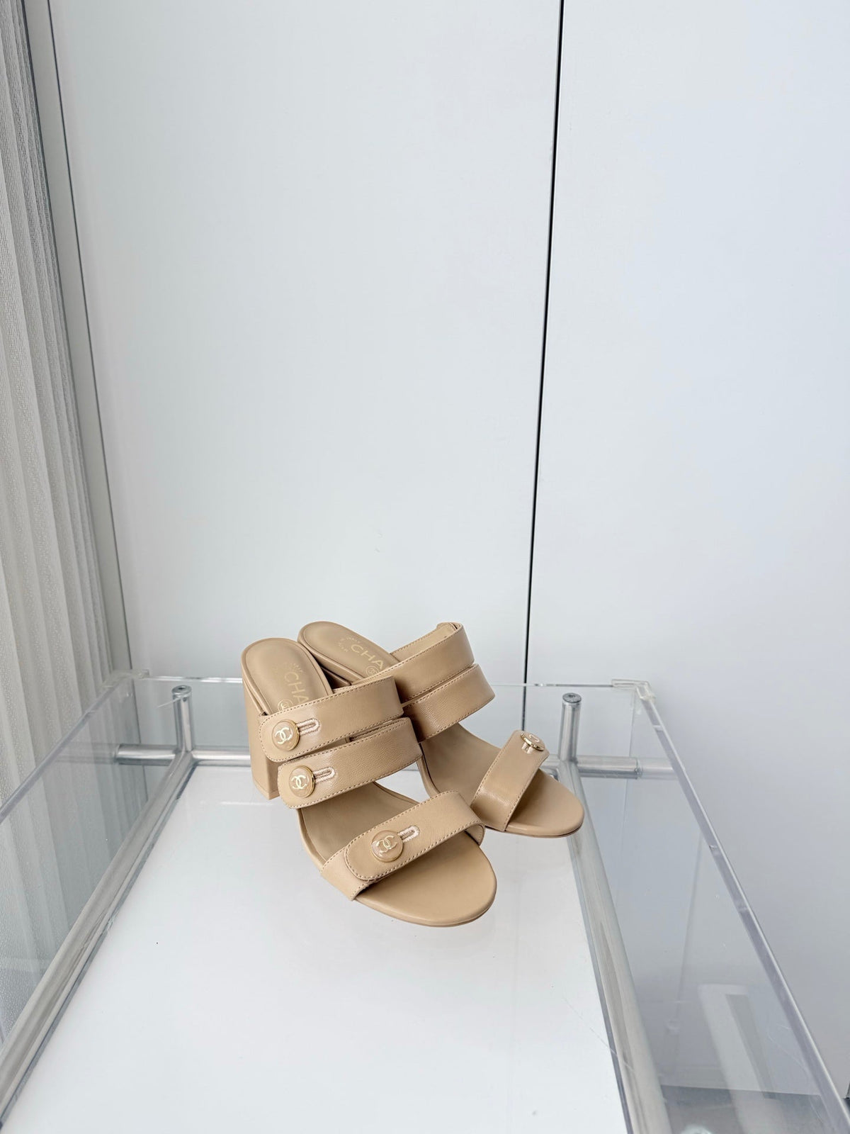 Chanel 26 Turnlock 85 Beige Sandal Mule in Lambskin 597394