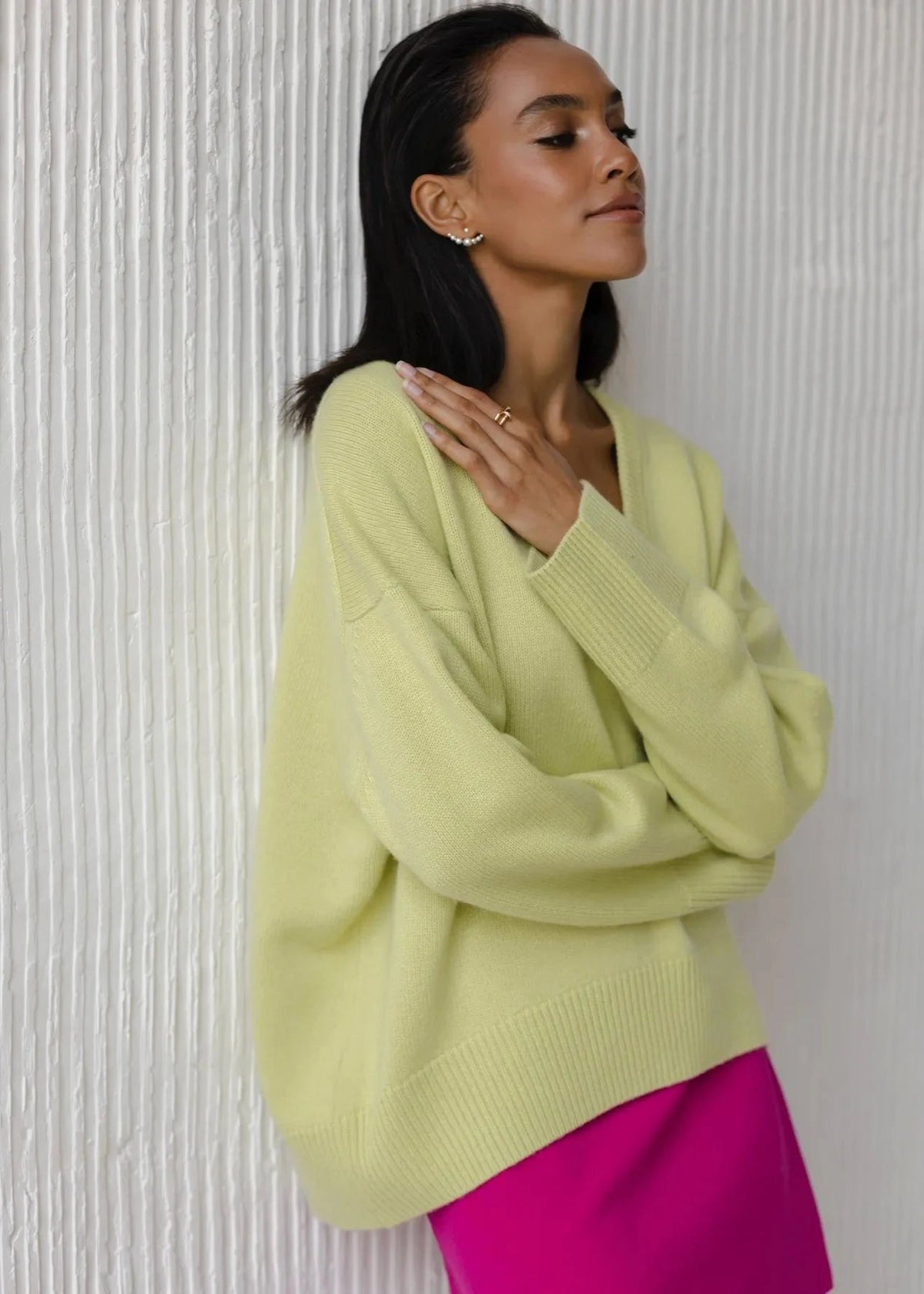 Loose Knit Sweater V Neck Soft Breathable Fabric