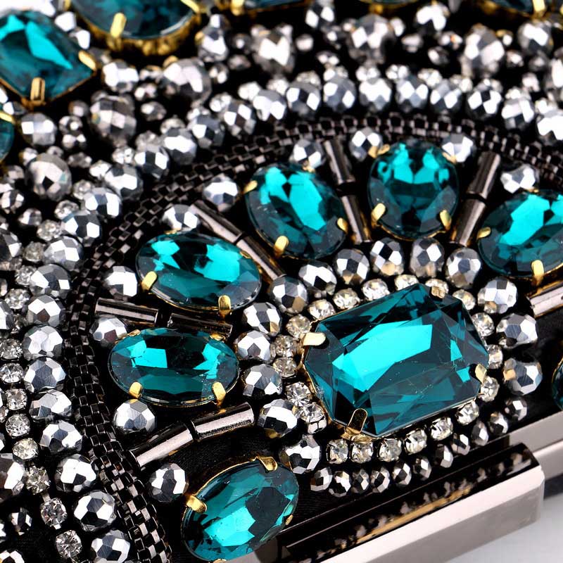 Gorgeous Embellished Banquet Handbag