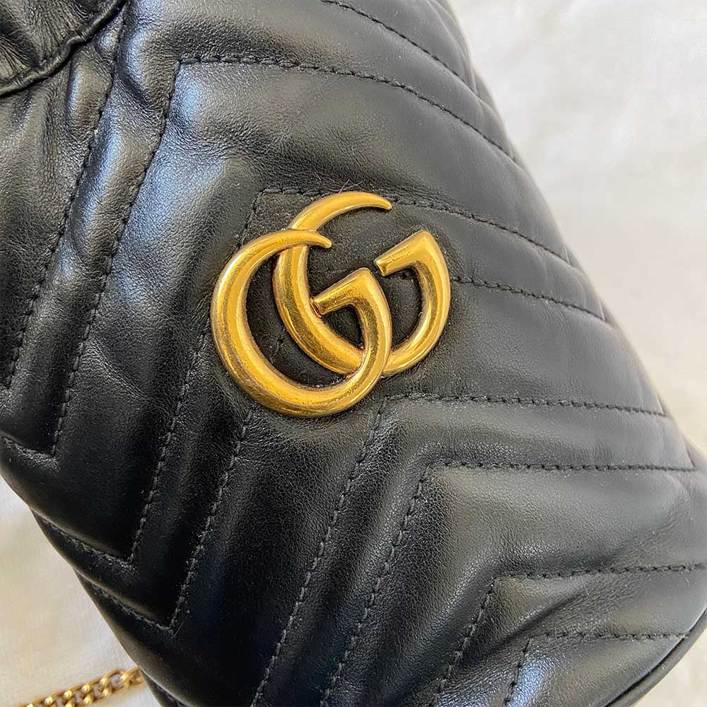 Gucci GG Marmont mini bucket black bag
