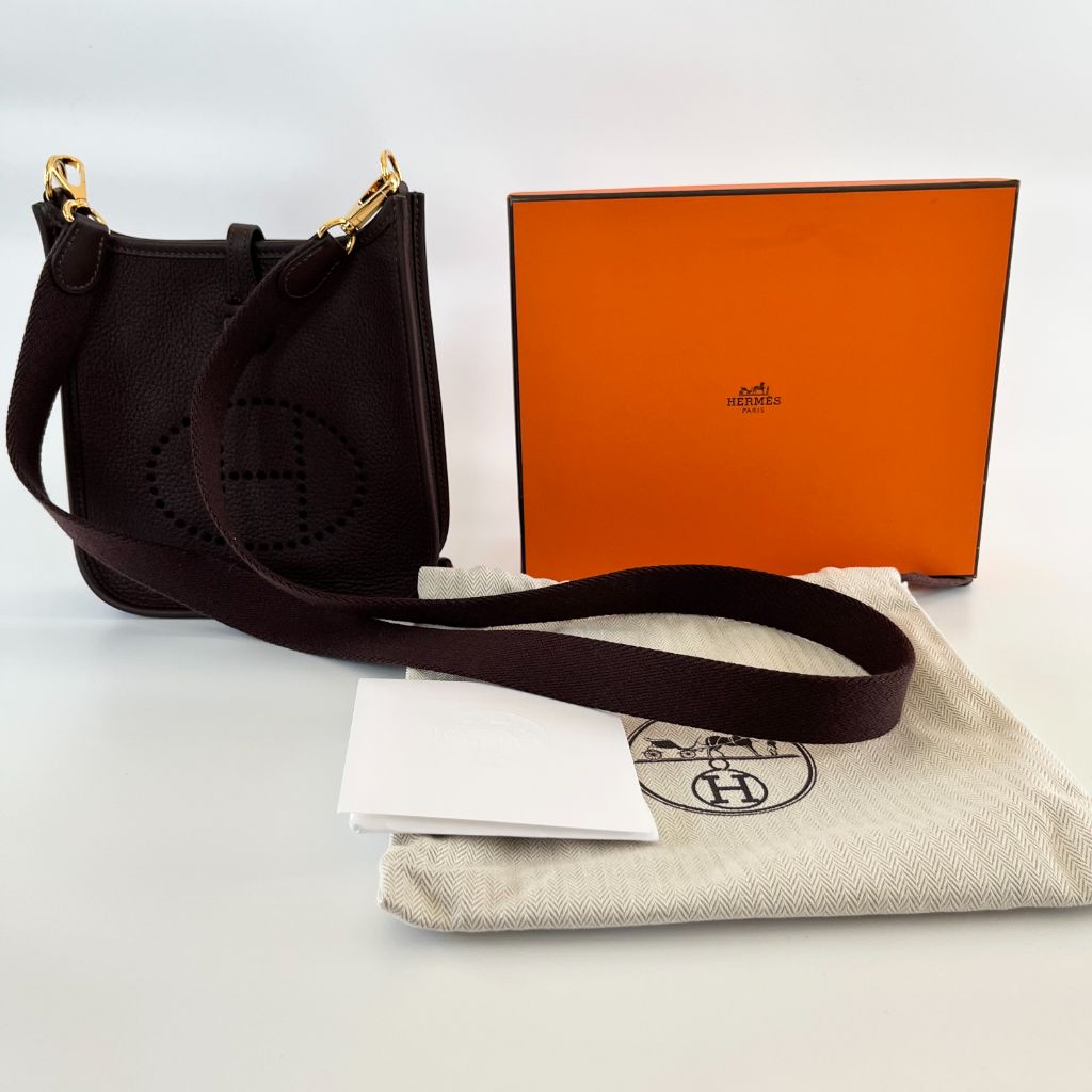 Hermès Chocolate Clemence Leather Evelyn TPM bag