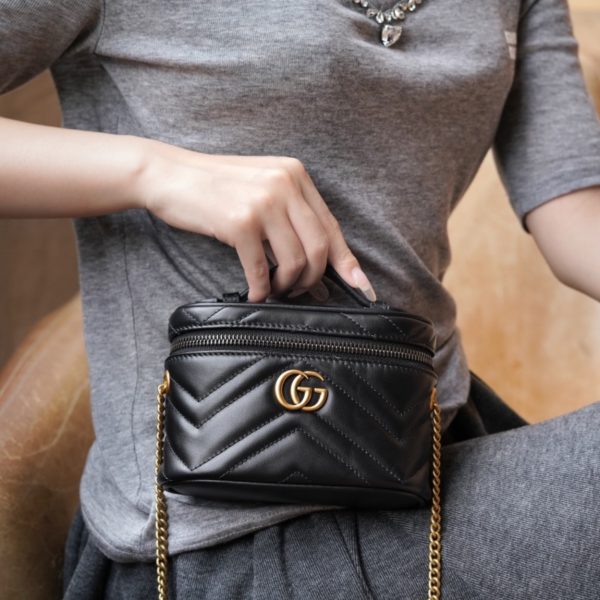 G ucci Marmont Mini handbags