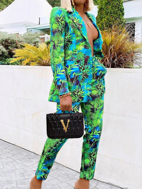 Elaine Suit