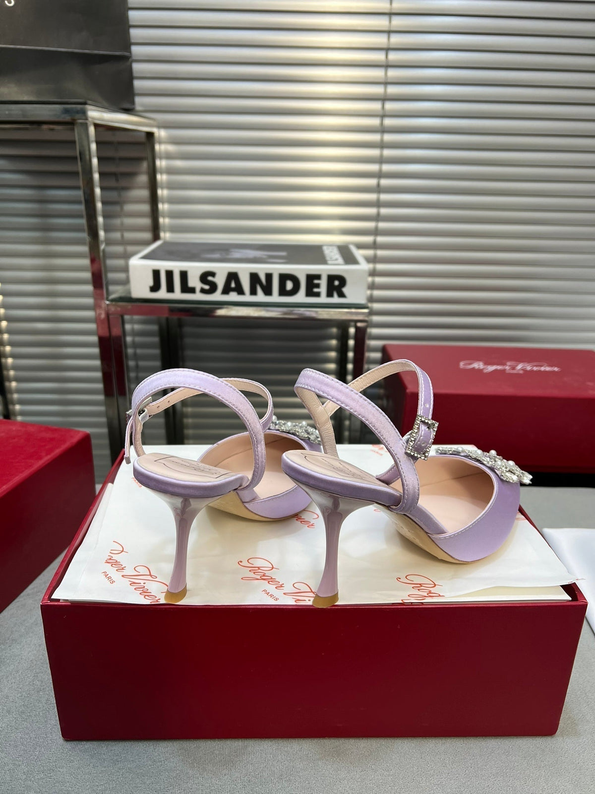 Flower Strass Buckle Slingback Pump 90 Violet Satin