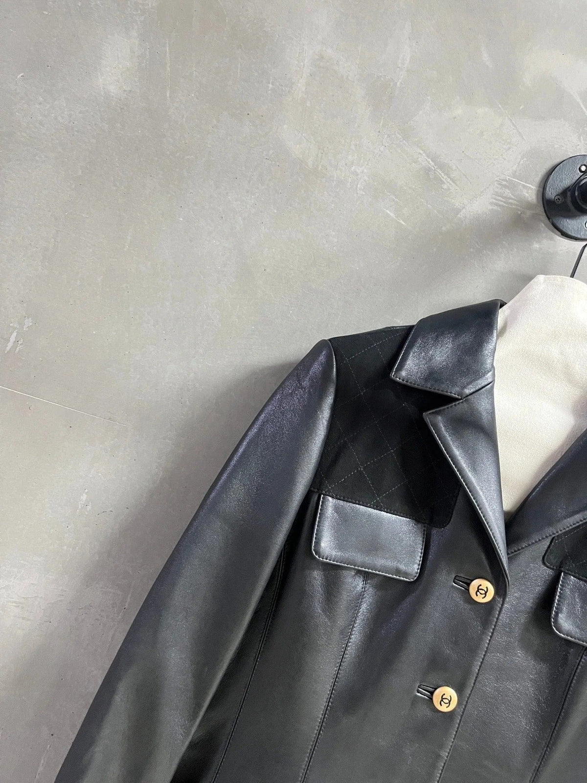 CHANEL 25S SHEEPSKIN JACKET STYLE 226