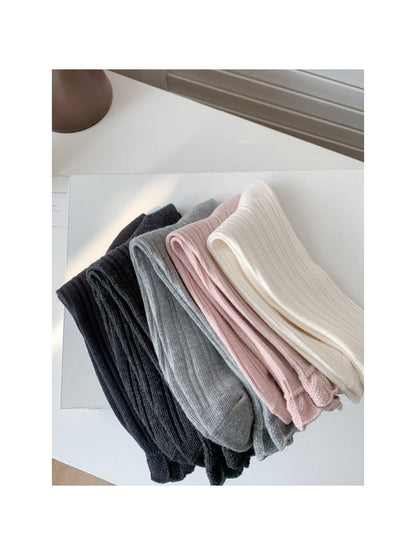 Rufia - Simple Pure Trim Mid-Calf Capsule Socks for Women