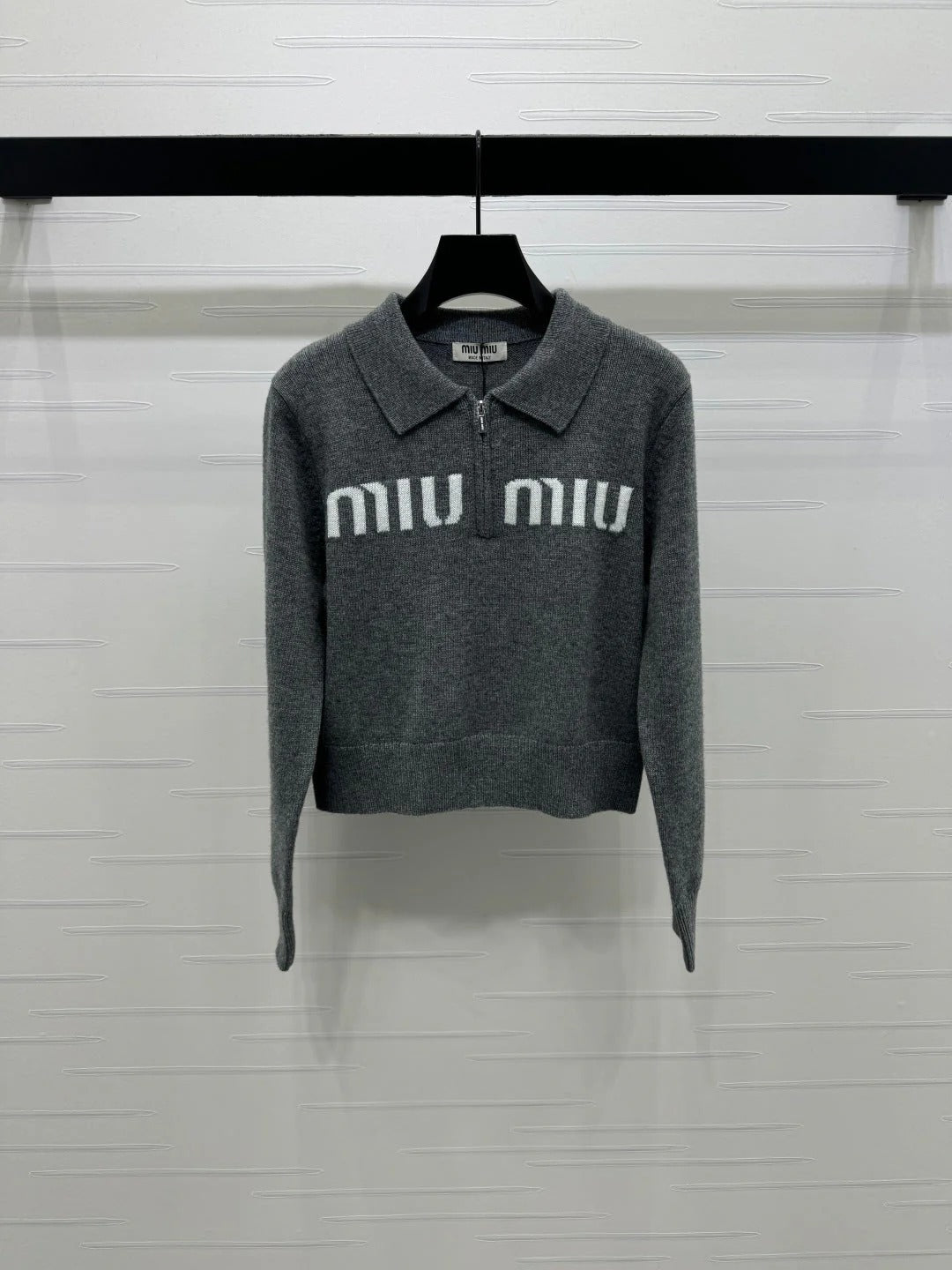MIUMIU POLO KNIT SWEATER STYLE 748