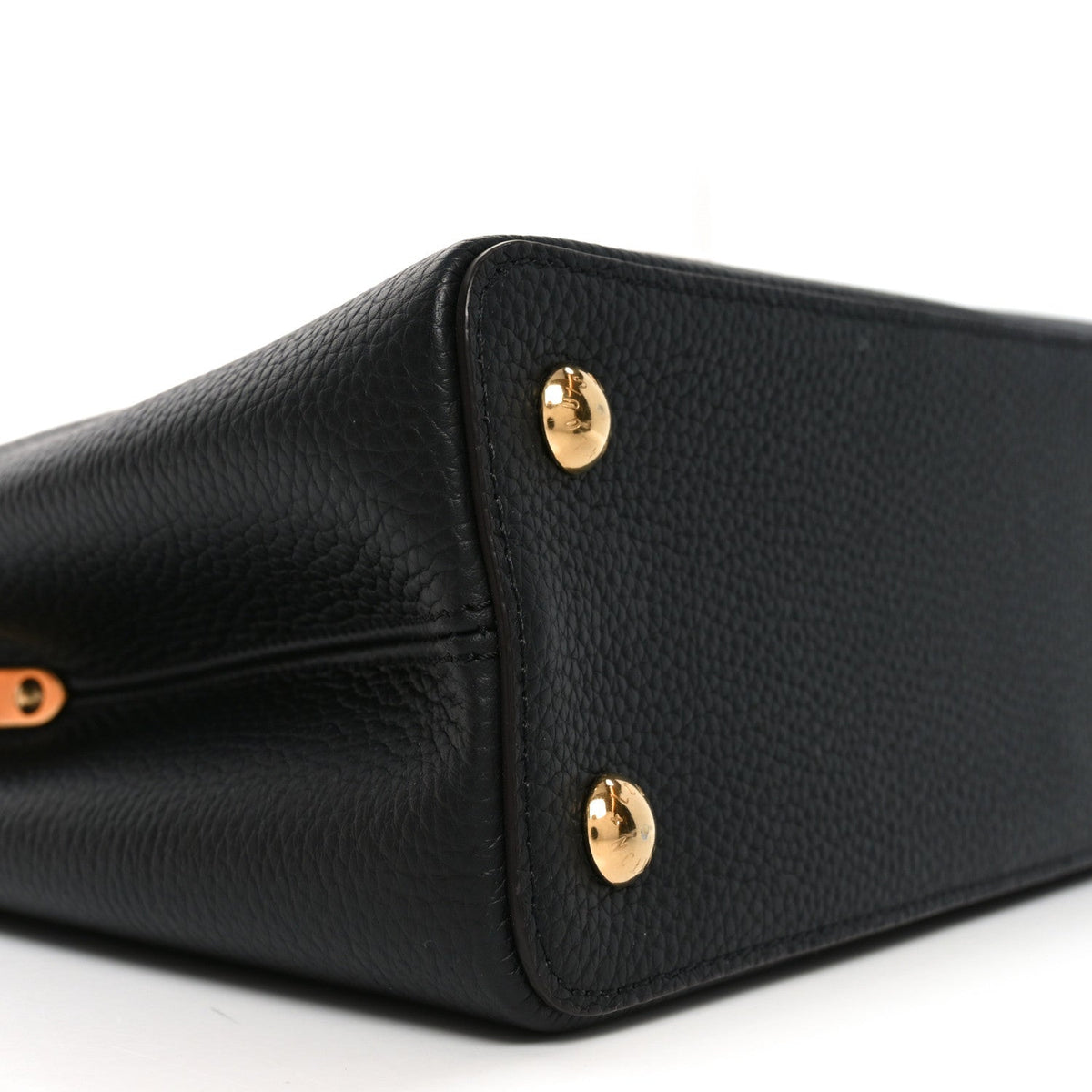 Taurillon Capucines PM Black