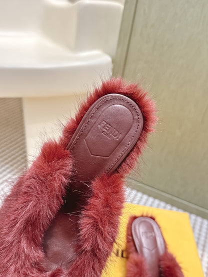 Fendi Fur Slip-On Burgundy Rabbit Fur 568915