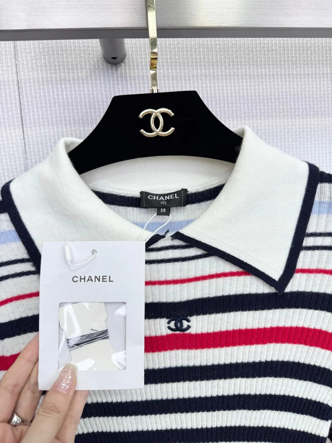 CHANEL 25S COLLARED SWEATER 578