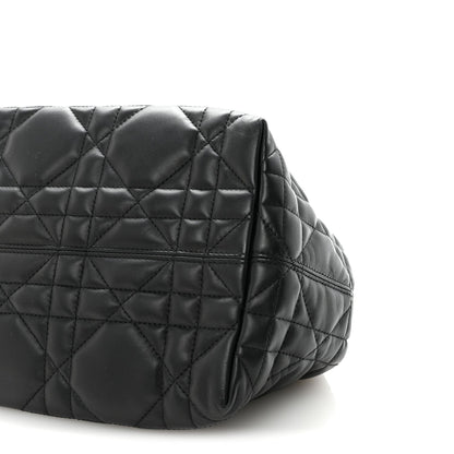 Calfskin Macrocannage Medium Toujours Black