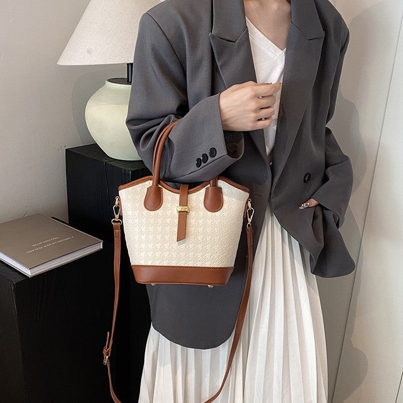 Versatile Bucket Handbag