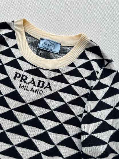 PRADA 25S SWEATER 565