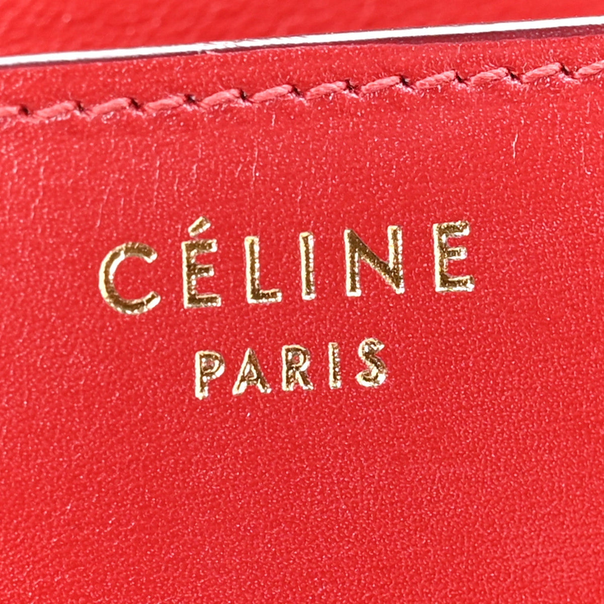 Box Calfskin Medium Classic Box Flap Bag Red
