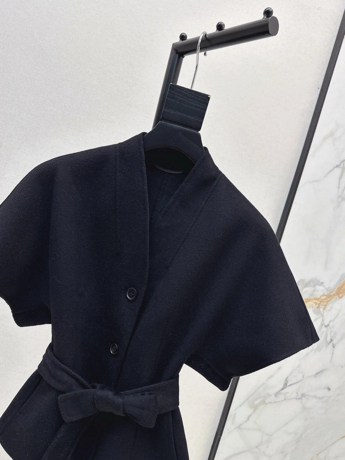 DIOR 25S SHORT DOUBLE-FACED KNIT COAT 586