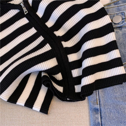 Vesty - Striped Zip-Up Sleeveless Top