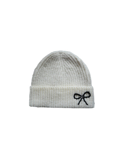 Haila - Knitted Beanie with Butterfly Embroidery