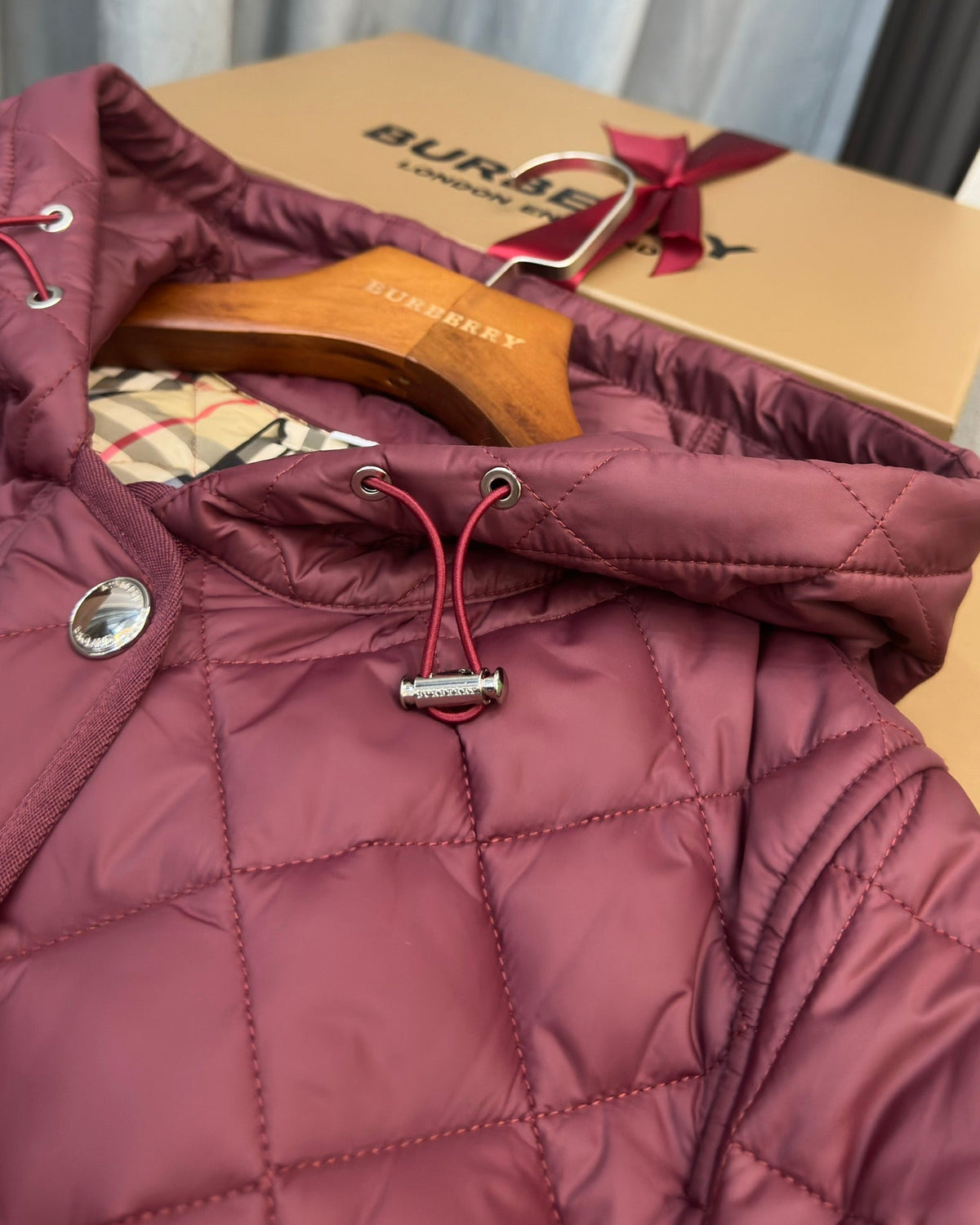 Burberry 25 Quilted Hooded Long Coat Burgundy Polyester Cotton