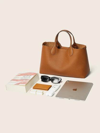 Estella Tote M Bag in Leather
