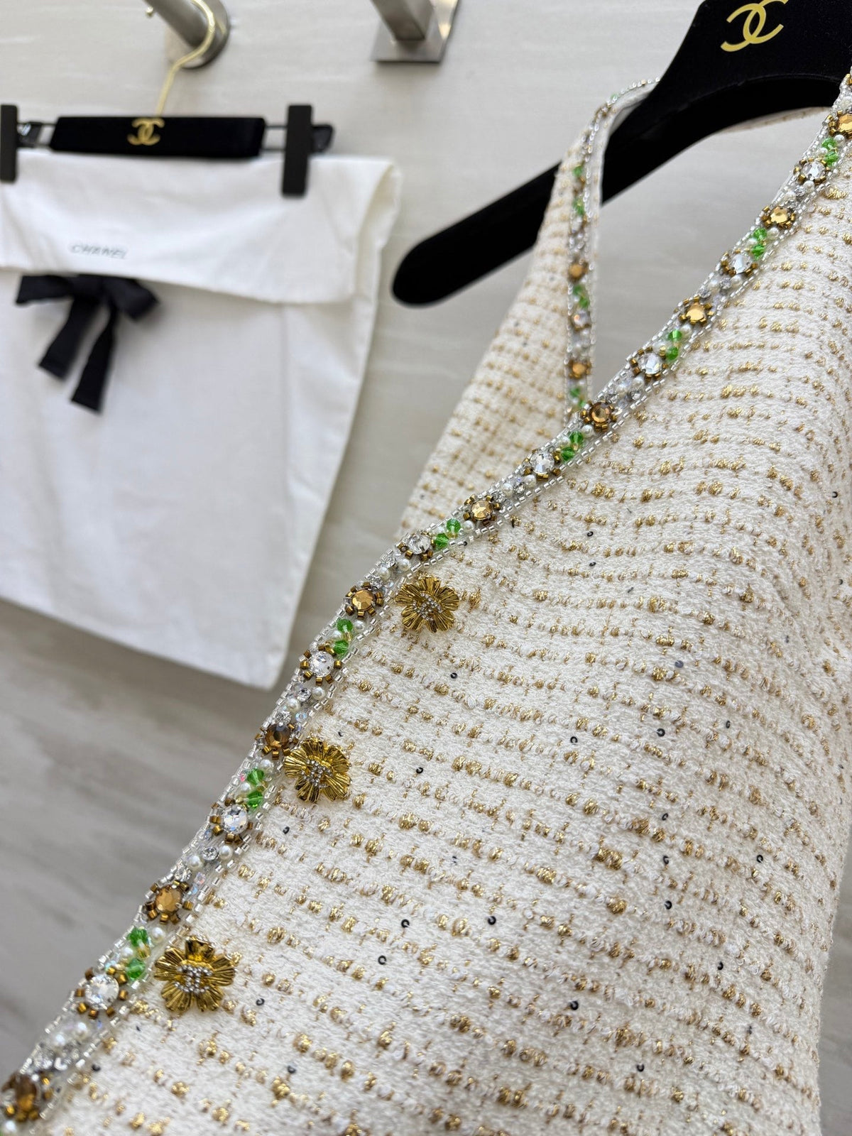 CC 26s Halter Vest White Tweed