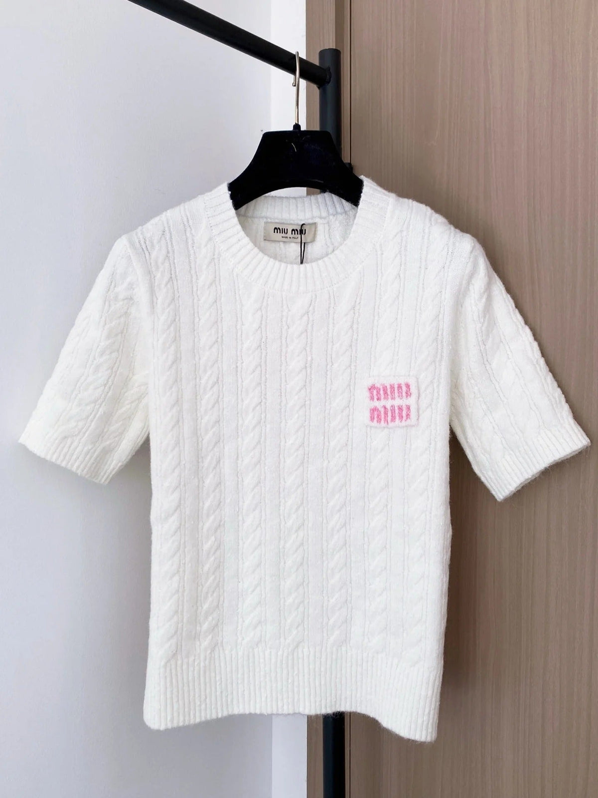 MIUMIU SHORT-SLEEVE SWEATER STYLE 699