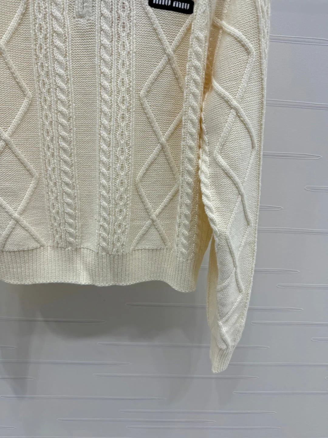 MIUMIU KNIT TOP AND SKIRT SET STYLE 751