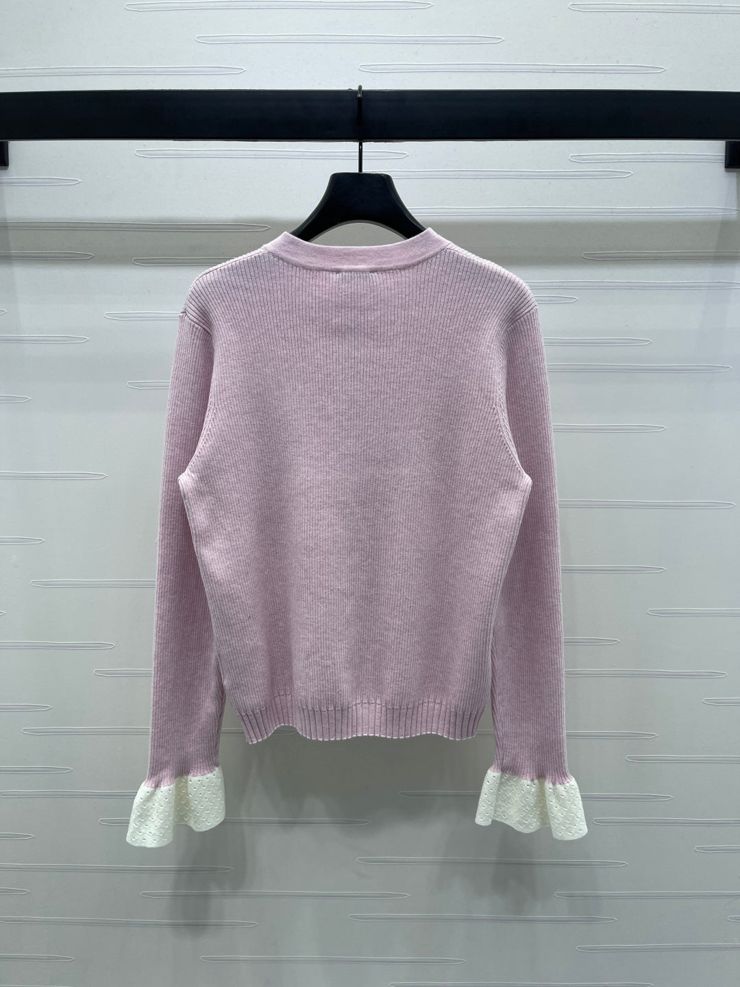 CHANEL WOOL LONG SLEEVE CARDIGAN STYLE 282