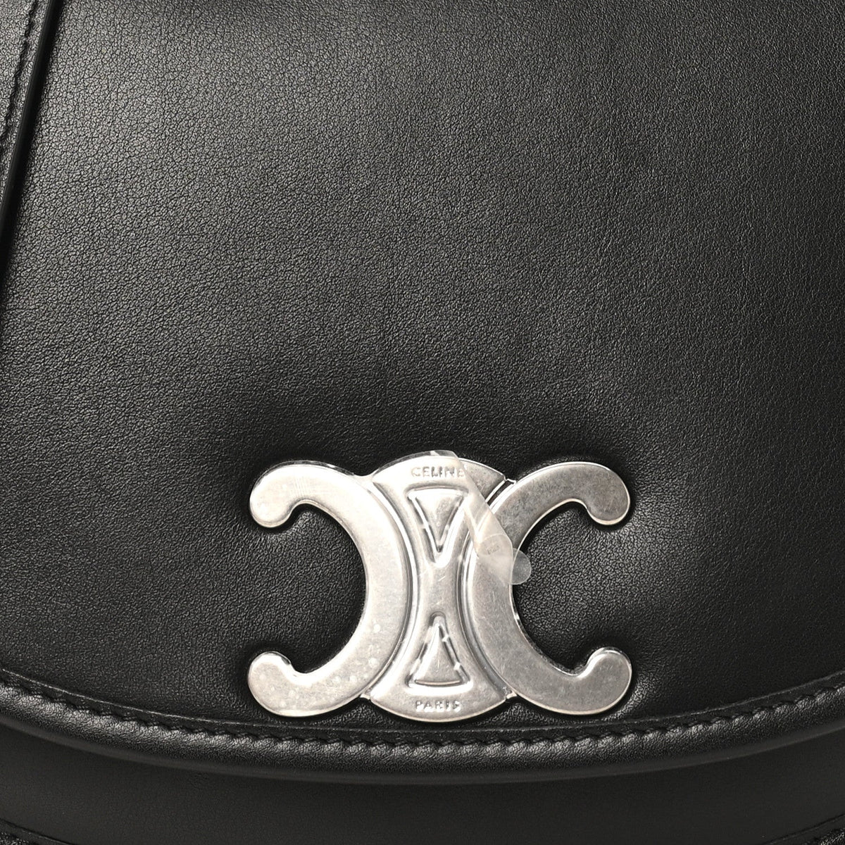 Supple Calfskin Triomphe Medium Besace Black