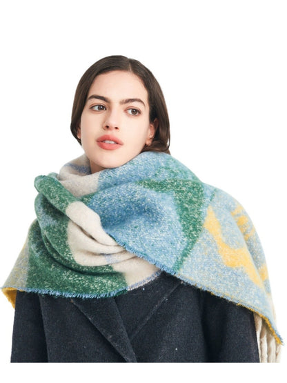 Scarvii - Retro Color-Block Fringe Scarf with Floral &amp; Leaf Patterns