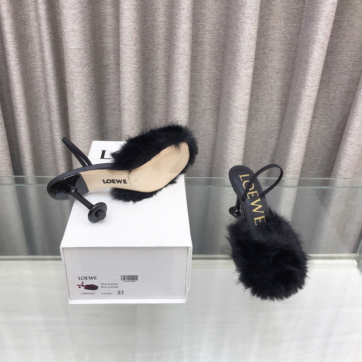 Loewe 25SS Fur-lined Mule 100 Black in Fox Fur 597440